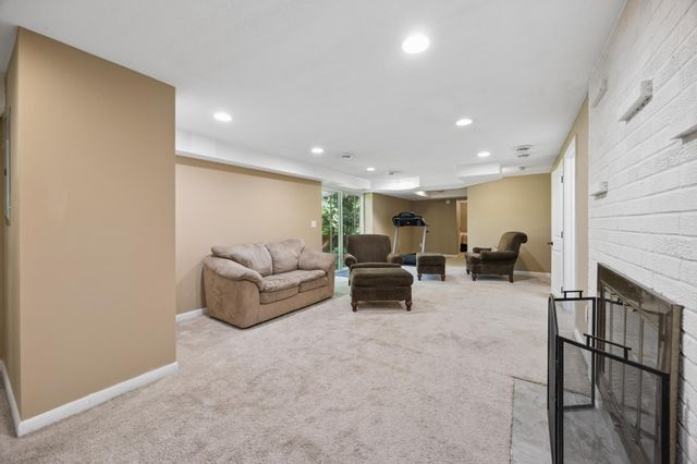 1425 Orkla Drive, Golden Valley, MN 55427