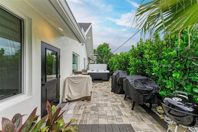 2156 ORCHID STREET, Sarasota, FL 34239