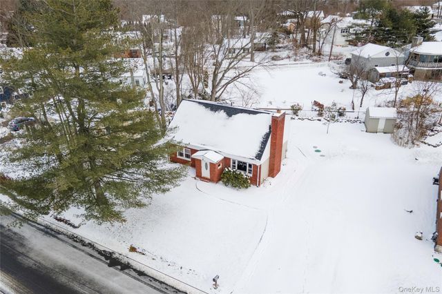 74 Lakeshore Drive E, Carmel, NY 10512