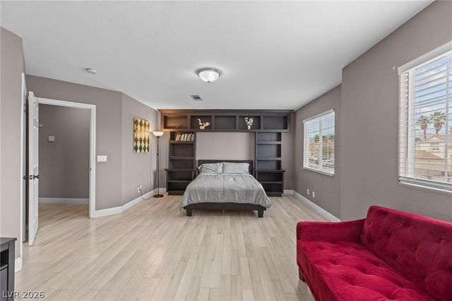 8815 Blake Alan Avenue, Las Vegas, NV 89147