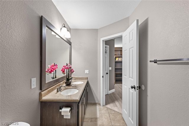 8815 Blake Alan Avenue, Las Vegas, NV 89147