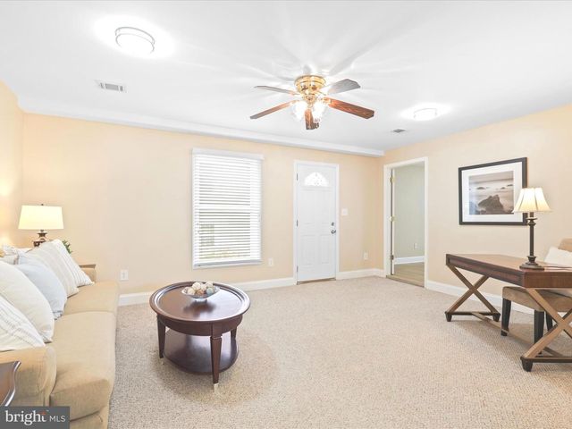 14809 DARBYDALE AVE, Woodbridge, VA 22193