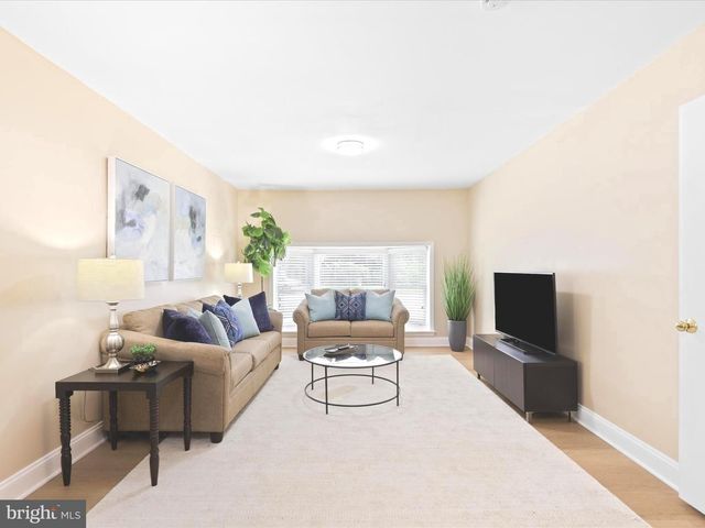 14809 DARBYDALE AVE, Woodbridge, VA 22193