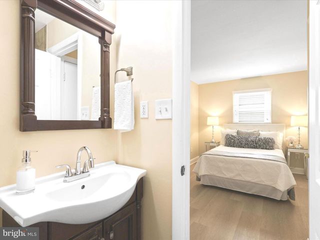 14809 DARBYDALE AVE, Woodbridge, VA 22193