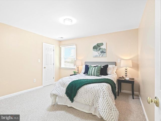 14809 DARBYDALE AVE, Woodbridge, VA 22193