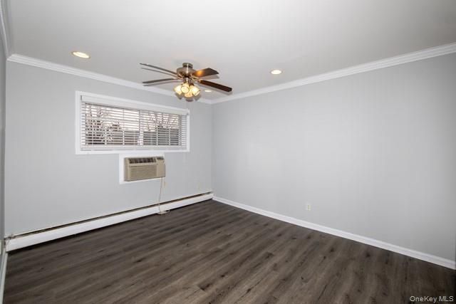 387C Great East Neck Road 387C, West Babylon, NY 11704