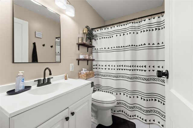 942 W 34TH Street, Erie, PA 16508