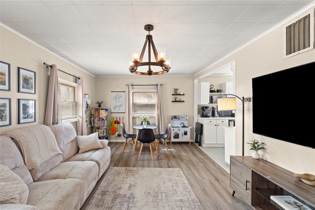 942 W 34TH Street, Erie, PA 16508