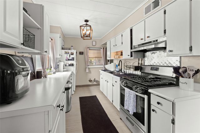 942 W 34TH Street, Erie, PA 16508