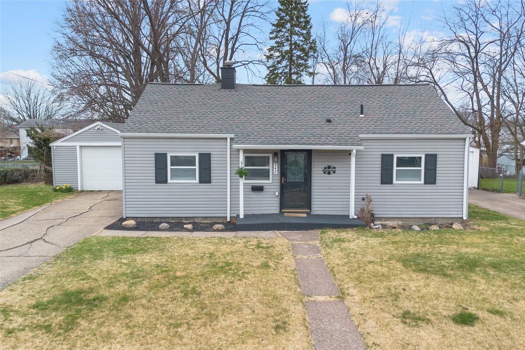 942 W 34TH Street, Erie, PA 16508