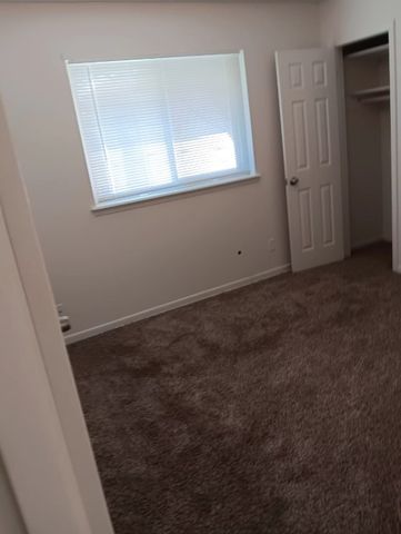 729 Blueberry Lane, Grand Prairie, TX 75052