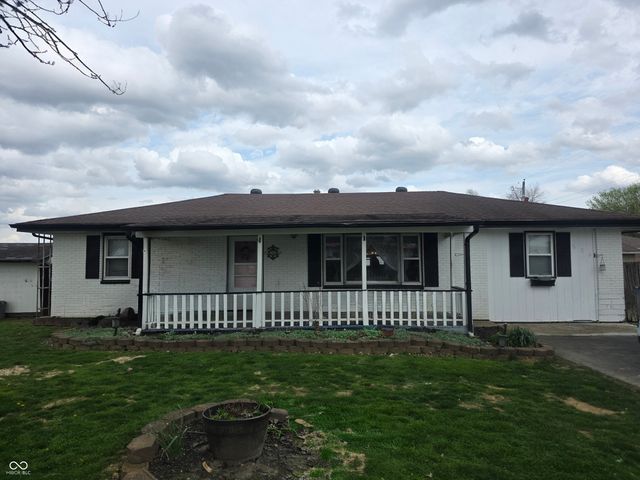 604 N Carroll Drive, Westport, IN 47283