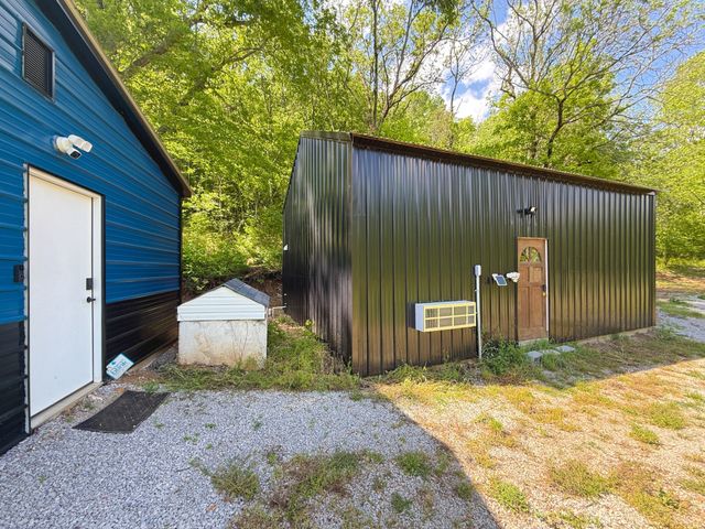 140 Ben Johnson Rd, Pulaski, TN 38478