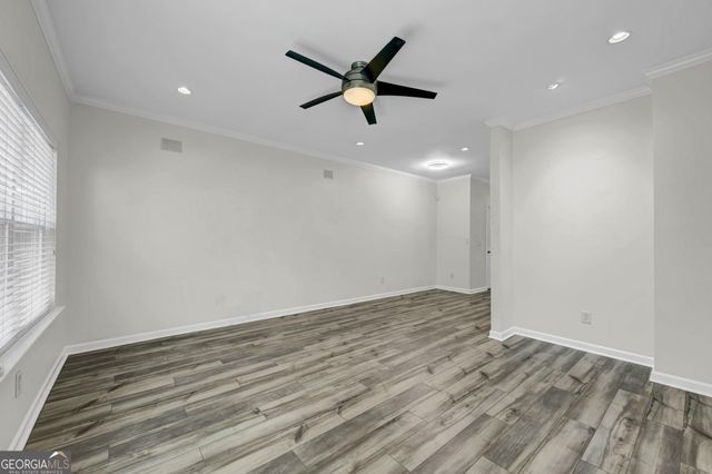1044 Liberty Parkway NW, Atlanta, GA 30318