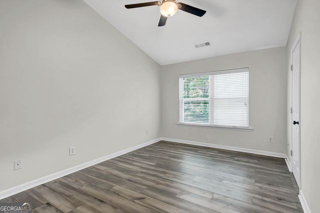 1044 Liberty Parkway NW, Atlanta, GA 30318