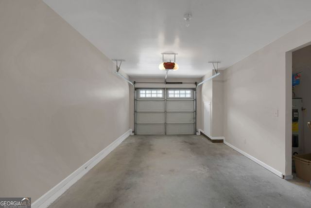 1044 Liberty Parkway NW, Atlanta, GA 30318