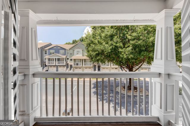 1044 Liberty Parkway NW, Atlanta, GA 30318