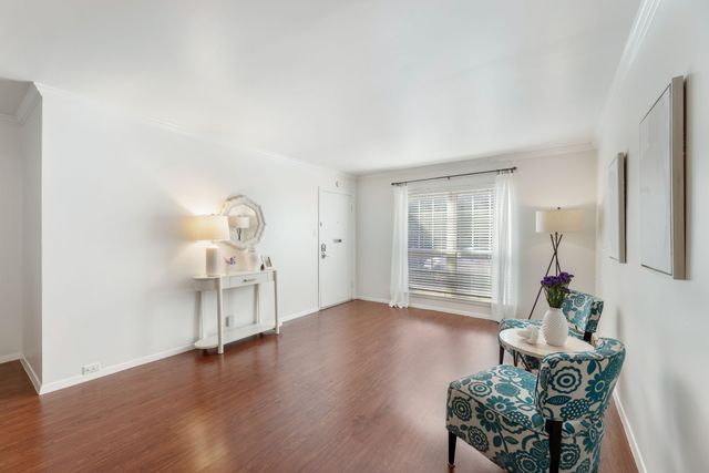 7908 Royal Lane 122 B, Dallas, TX 75230