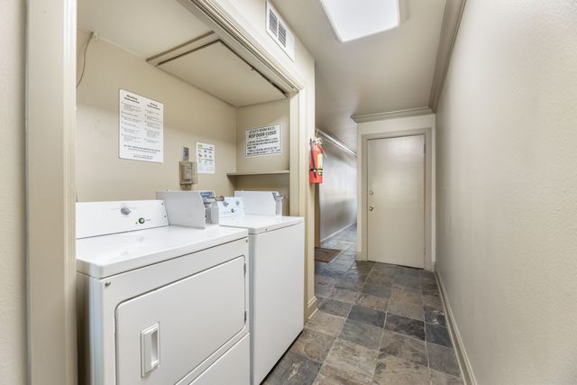 7908 Royal Lane 122 B, Dallas, TX 75230