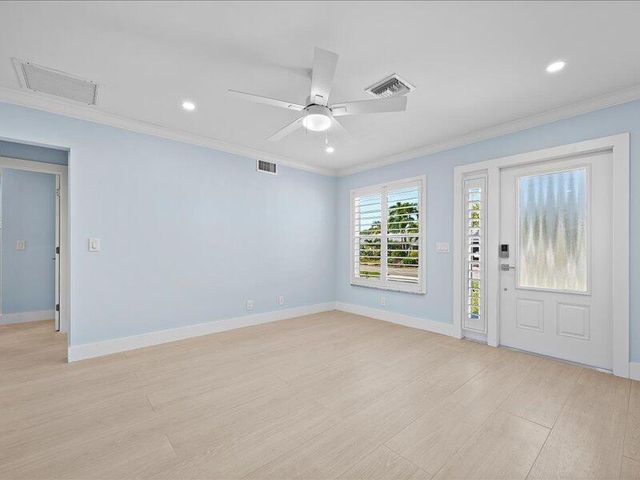 1129 Stillwater Drive, Jupiter, FL 33458