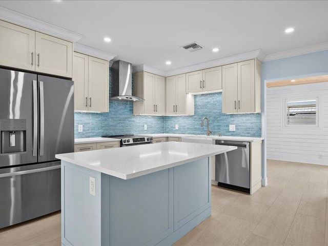 1129 Stillwater Drive, Jupiter, FL 33458