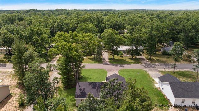 6108 Automobile Road, Twin Lake, MI 49457