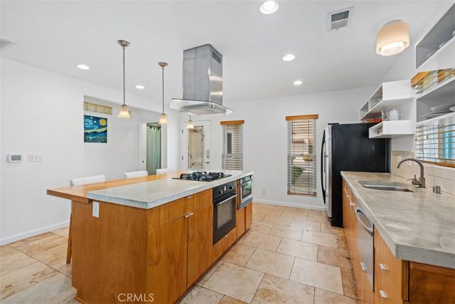 21372 Green Cove, Huntington Beach, CA 92646