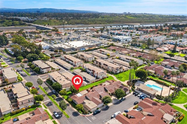 21372 Green Cove, Huntington Beach, CA 92646