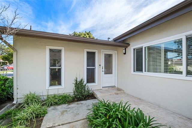 21372 Green Cove, Huntington Beach, CA 92646