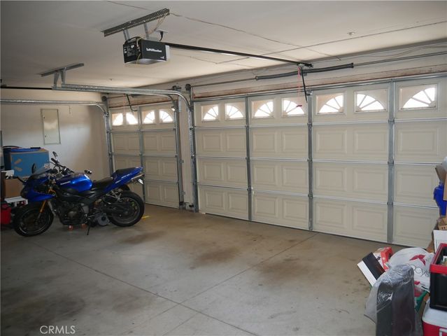 14166 Redondo Court, Fontana, CA 92336