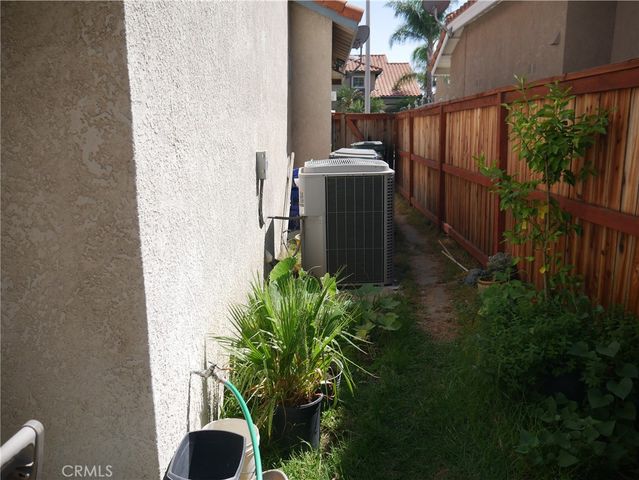 14166 Redondo Court, Fontana, CA 92336