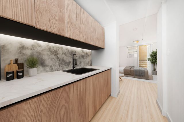 336 W 19th St Apt 1, New York City, NY 10011
