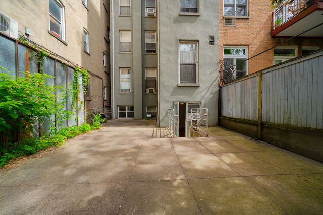 336 W 19th St Apt 1, New York City, NY 10011