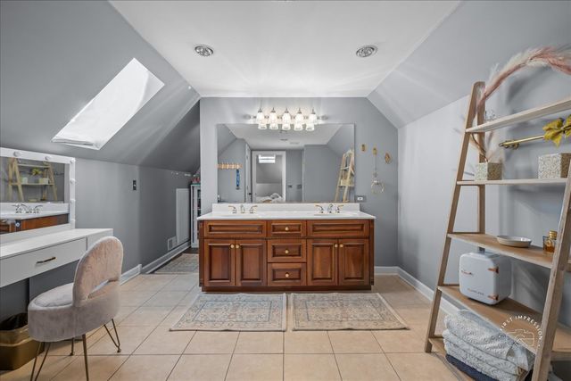 3814 Tradition Boulevard, St. Charles, IL 60175