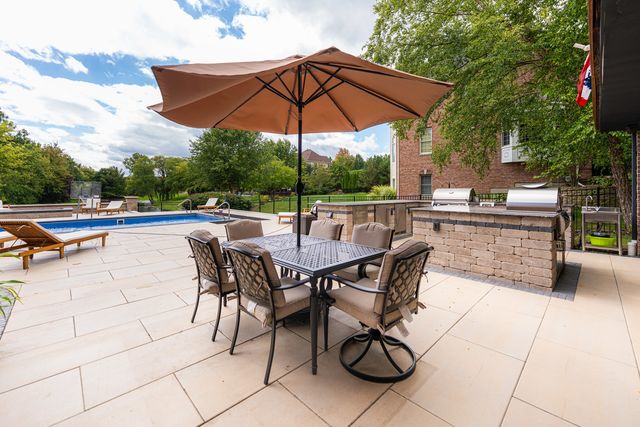 3814 Tradition Boulevard, St. Charles, IL 60175