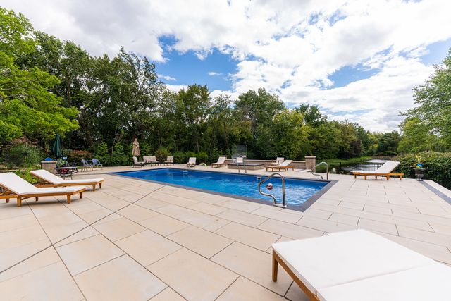 3814 Tradition Boulevard, St. Charles, IL 60175