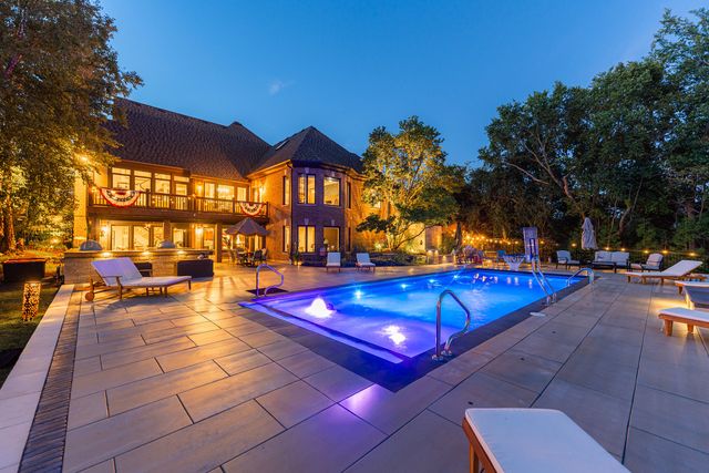 3814 Tradition Boulevard, St. Charles, IL 60175