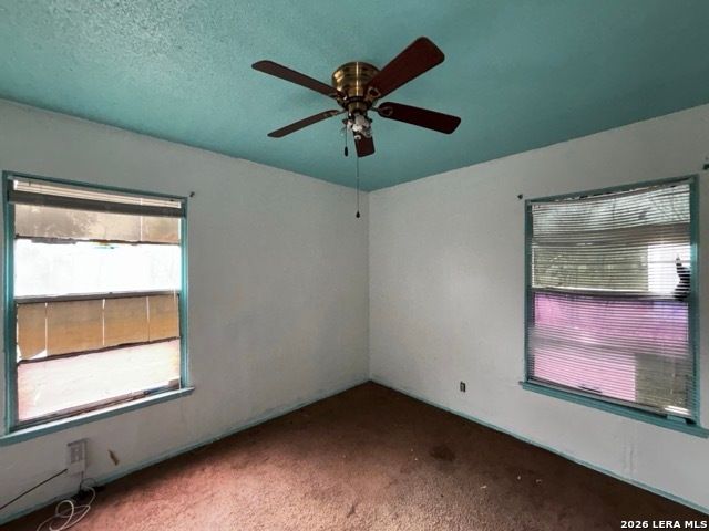 4306 silver lake, San Antonio, TX 78219