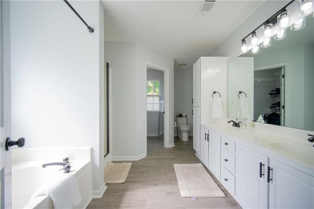 2887 Cressington Bend NW, Kennesaw, GA 30144