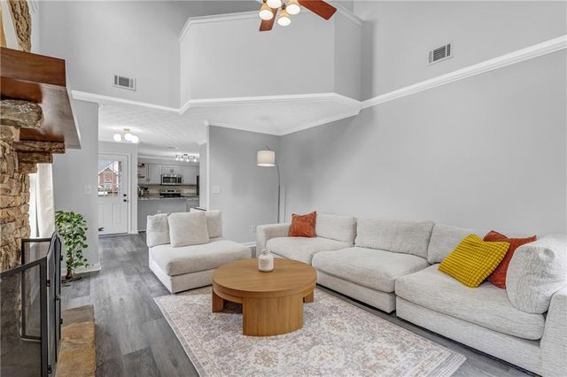 2887 Cressington Bend NW, Kennesaw, GA 30144