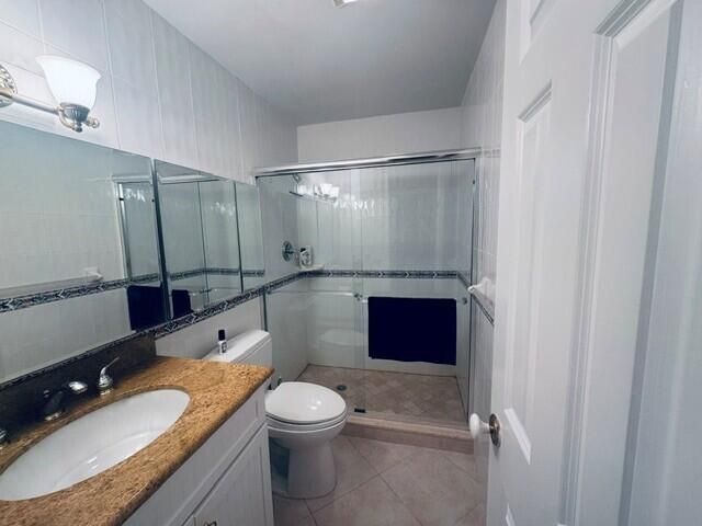 6417 Bay Club Drive 2, Fort Lauderdale, FL 33308