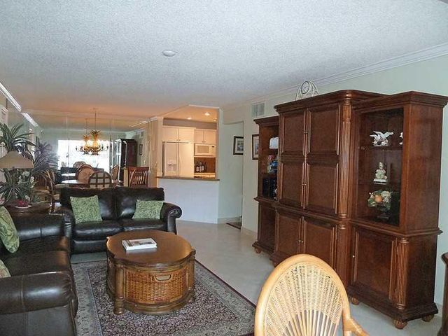 6417 Bay Club Drive 2, Fort Lauderdale, FL 33308