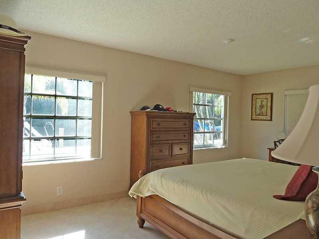 6417 Bay Club Drive 2, Fort Lauderdale, FL 33308