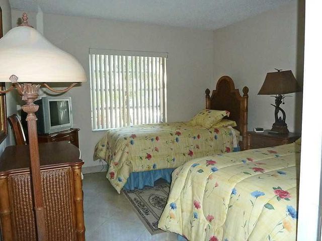 6417 Bay Club Drive 2, Fort Lauderdale, FL 33308