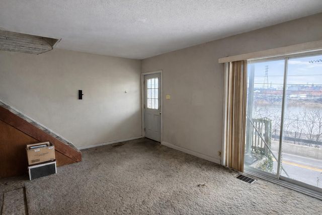 933 Highway Avenue, Covington, KY 41011