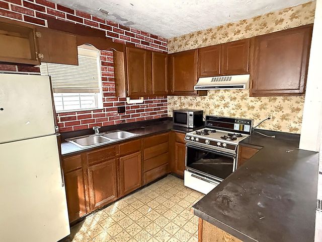 933 Highway Avenue, Covington, KY 41011