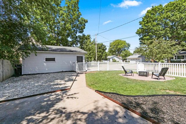 919 E TENNESSEE AVENUE, Oshkosh, WI 54901