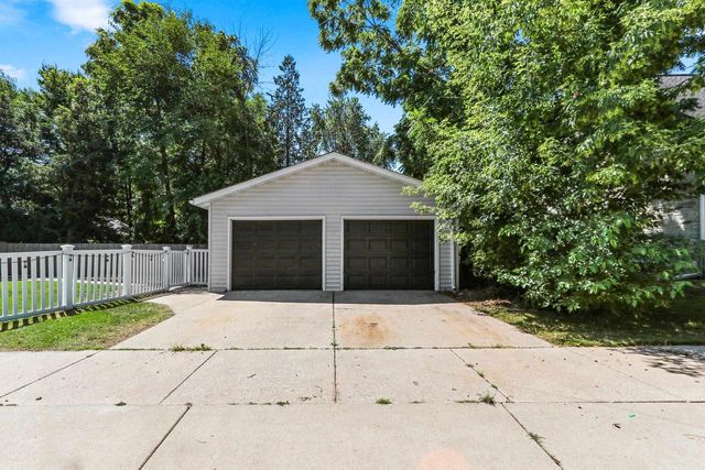 919 E TENNESSEE AVENUE, Oshkosh, WI 54901