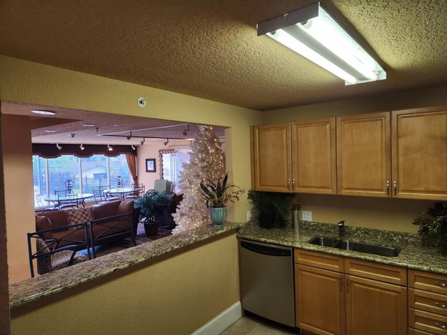 1000 Spanish River Road 4g, Boca Raton, FL 33432