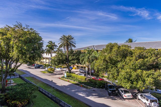 1000 Spanish River Road 4g, Boca Raton, FL 33432